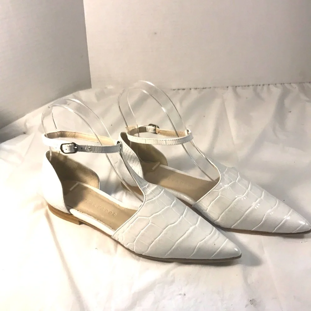 Freda Salvador White Tulip T Strap Reptile Print Women's Adjustable Pointy Flats